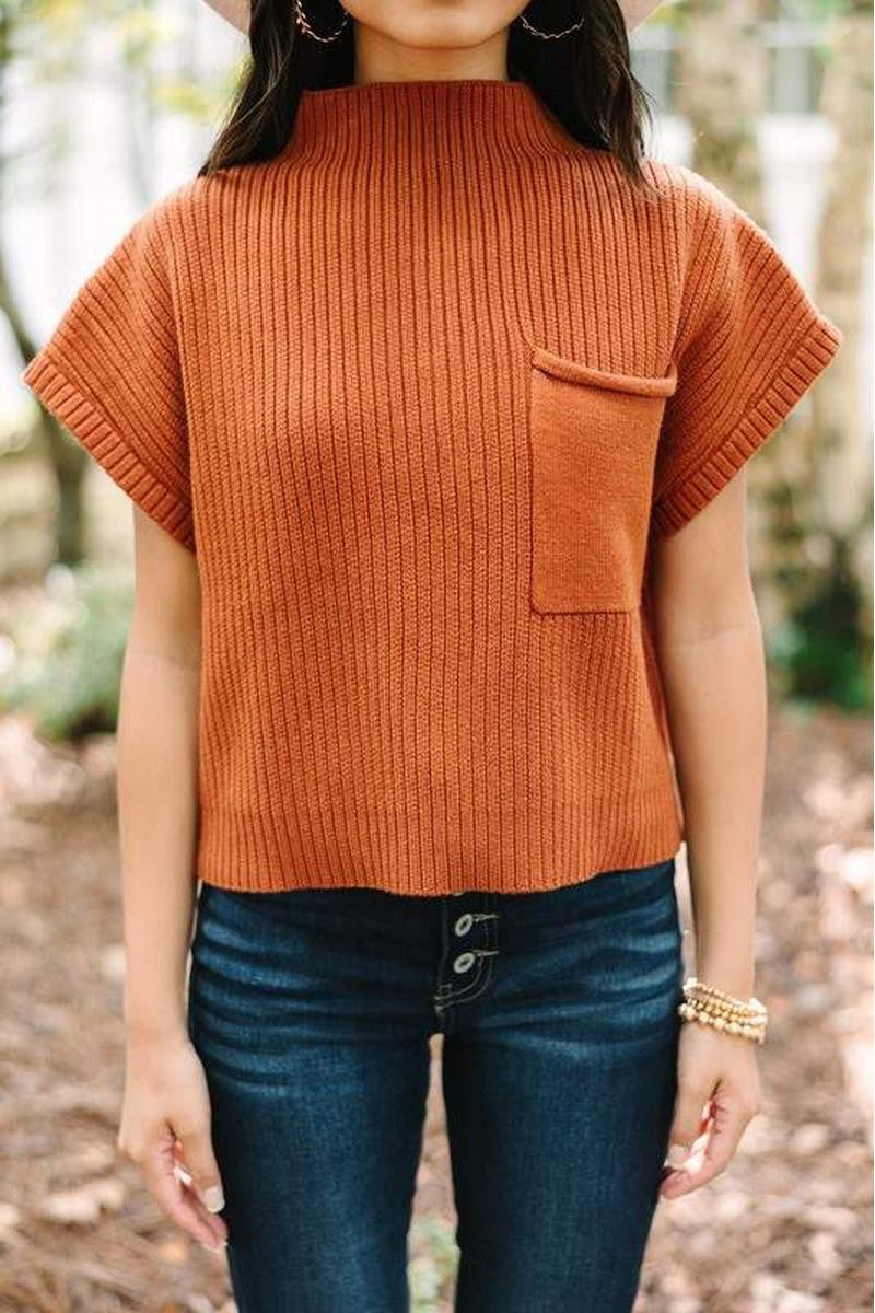 Short sleeve ribbed top with pocket